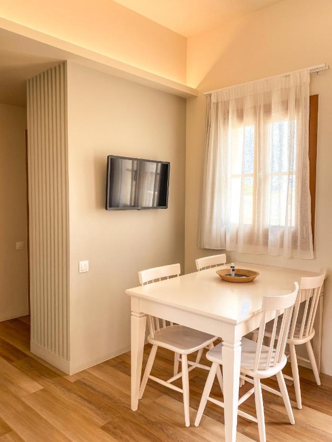 Veranda Rossa Suites レティムノ エクステリア 写真